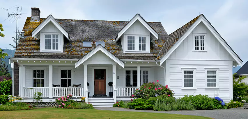 Professional Roofing and Siding Services in Peotone, IL